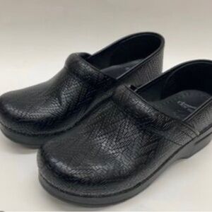 DANSKO Black Chevron Clogs